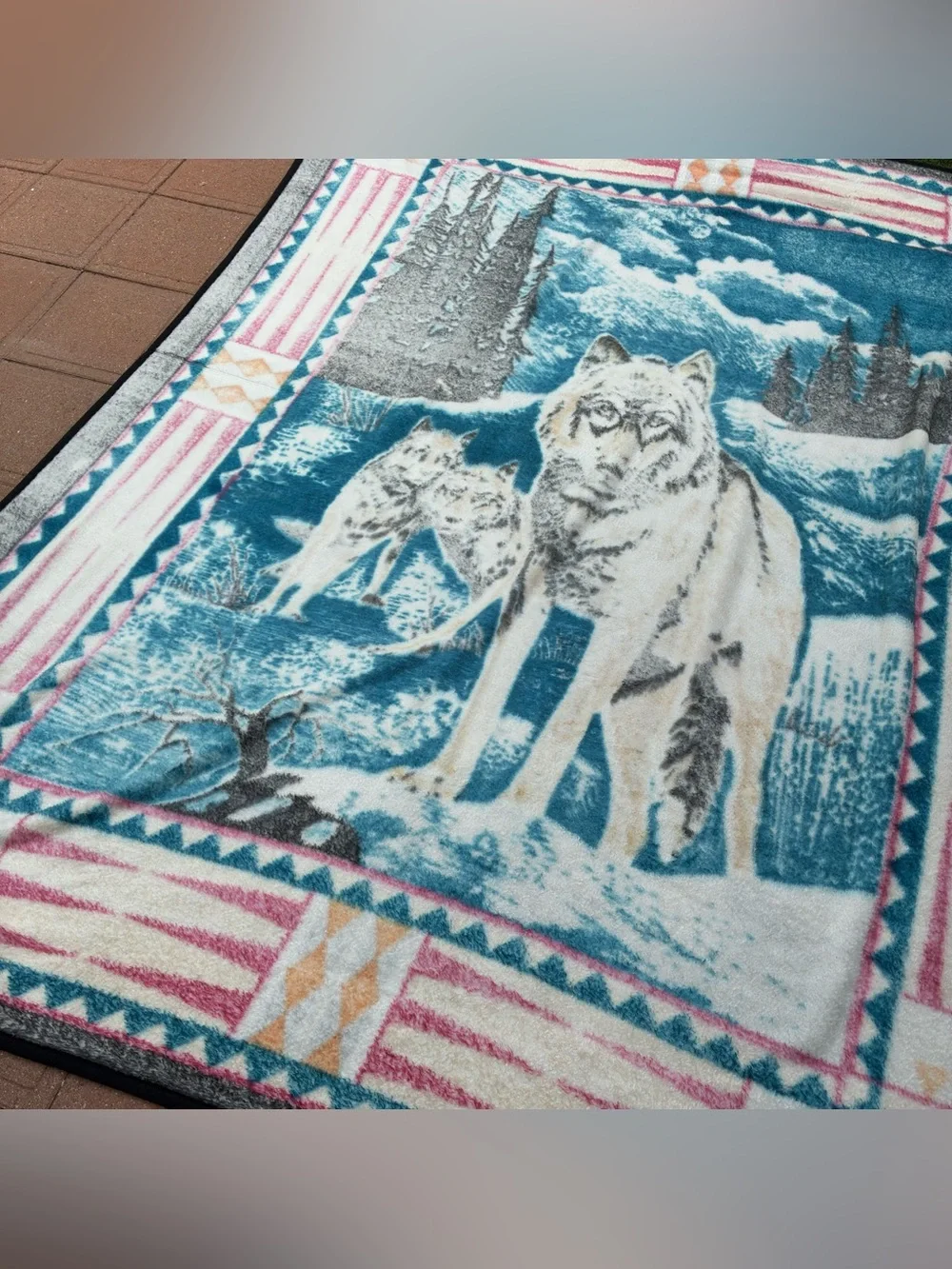 Novatex Cobertor Vintage Wolf Southwestern Blanket Sz 84x96